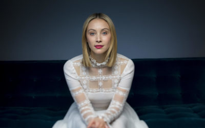 “Sarah Gadon embraces the ambiguity of Margaret Atwood’s Alias Grace” – LA TIMES